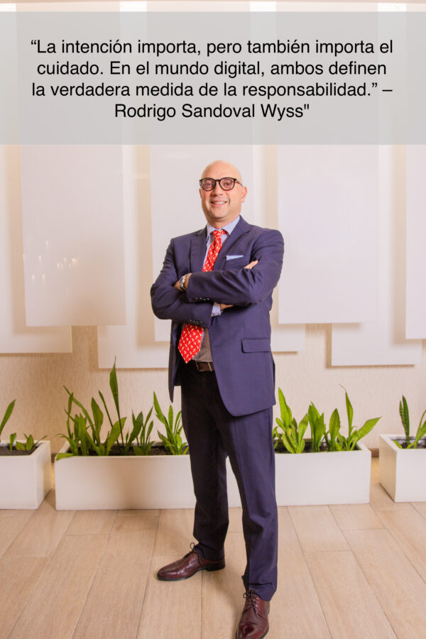 Juan Rodrigo Sandoval Wyss abogado fantasma