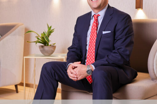 Empoderar al ciudadano en el uso de los trámites electrónicos es la única forma de que el gobierno digital sea realmente democrático. Juan Rodrigo Sandoval Wyss abogado fantasma